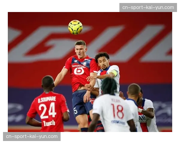 欧联杯里昂0-2不敌塞尔塔，尼亚凯特红牌导致十人应战